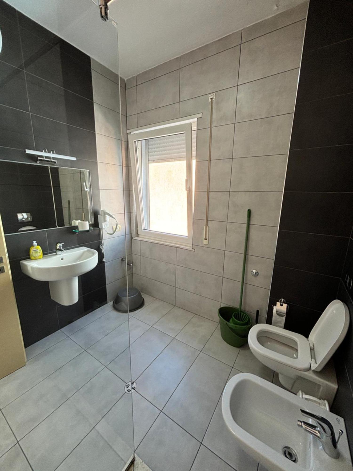 Emma'S Apartments Tirana Eksteriør billede